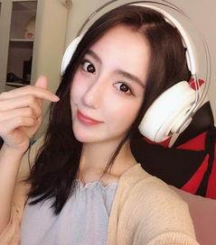 女主播摸下底视频下载,揭秘网络直播背后的秘密